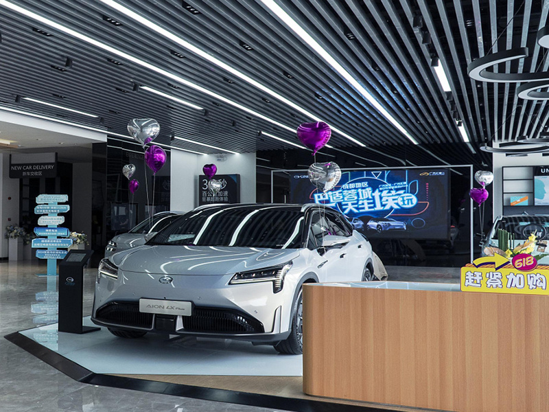 未来五年 成都将出现30000辆“换电模式”电动汽车